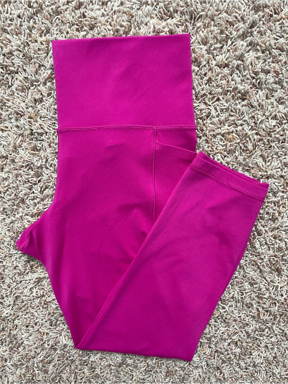 Athleta Salutation Stash Pocket II 7/8 Tight High-Waist Magenta Women Size M Gym